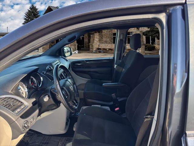 used 2016 Dodge Grand Caravan car