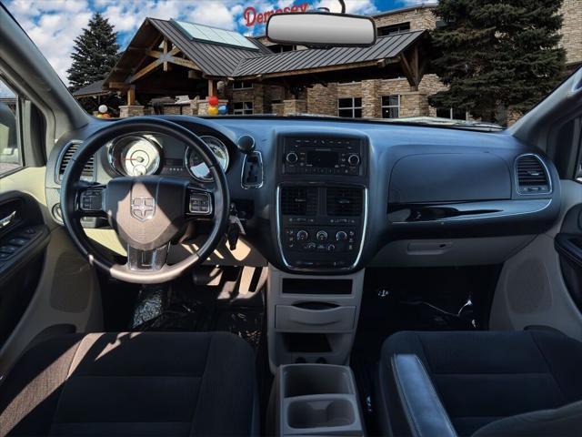 used 2016 Dodge Grand Caravan car