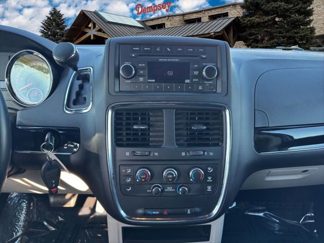 used 2016 Dodge Grand Caravan car