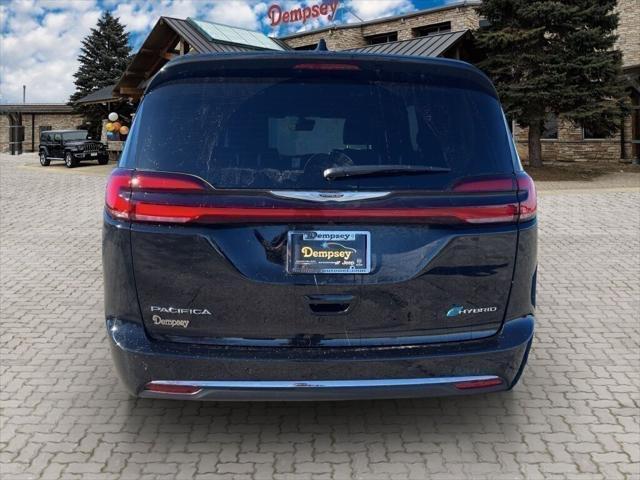 new 2025 Chrysler Pacifica Hybrid car, priced at $46,530