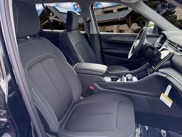 new 2023 Jeep Grand Cherokee car, priced at $39,500