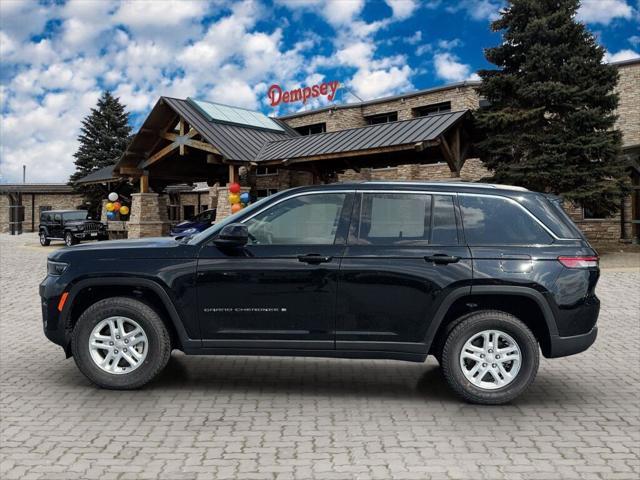 new 2023 Jeep Grand Cherokee car, priced at $42,036