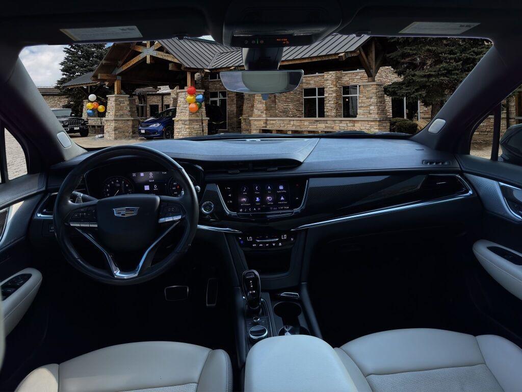 used 2020 Cadillac XT6 car, priced at $25,991