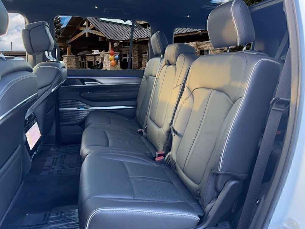 new 2023 Jeep Grand Wagoneer car, priced at $86,204
