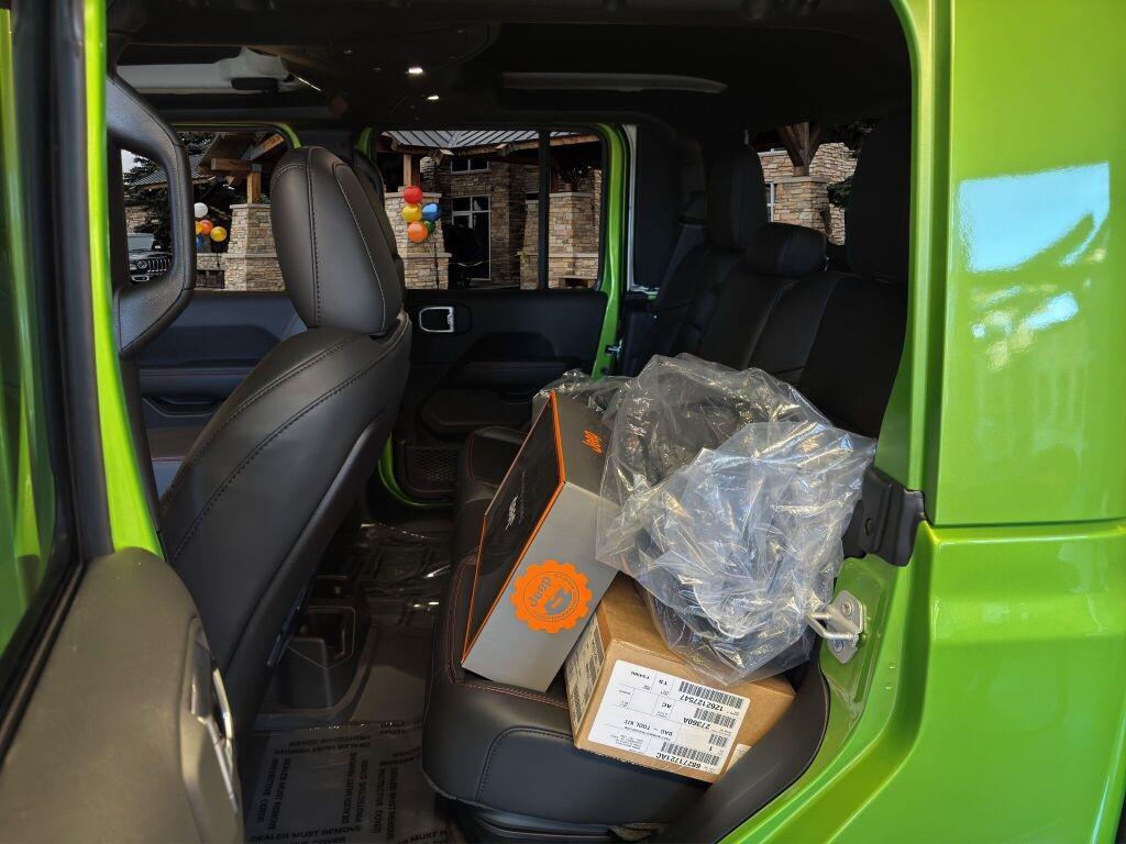 new 2025 Jeep Gladiator car, priced at $62,239