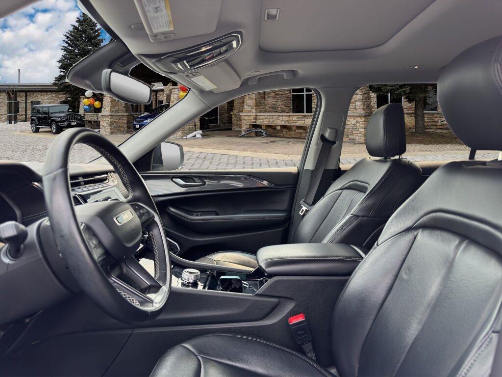 used 2021 Jeep Grand Cherokee L car, priced at $29,991