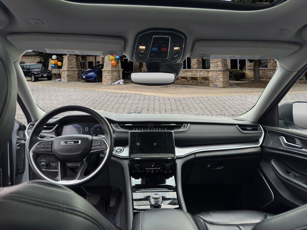 used 2021 Jeep Grand Cherokee L car, priced at $29,991