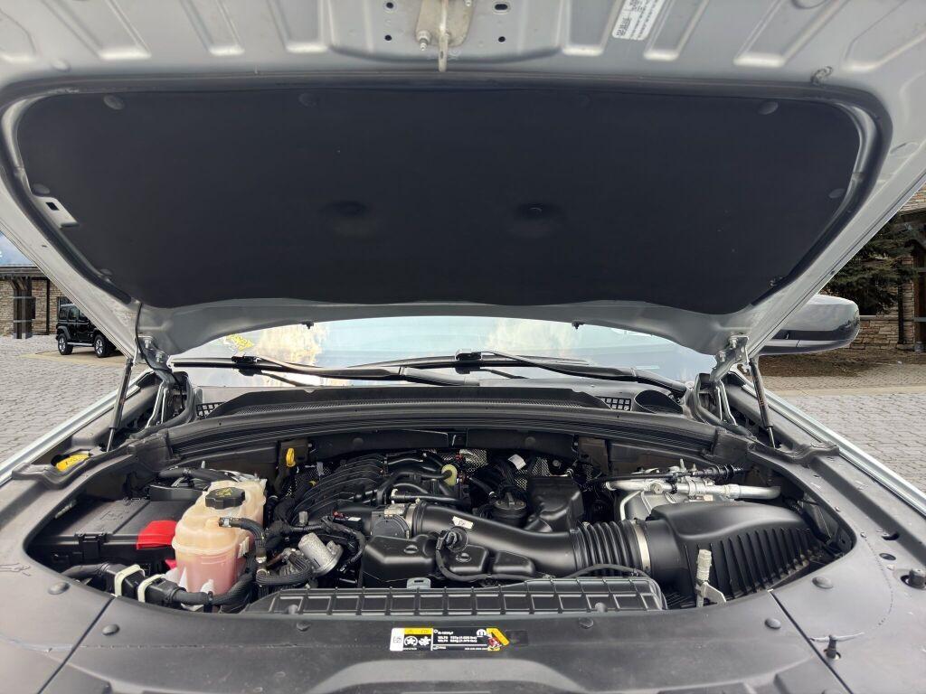 used 2021 Jeep Grand Cherokee L car, priced at $29,991