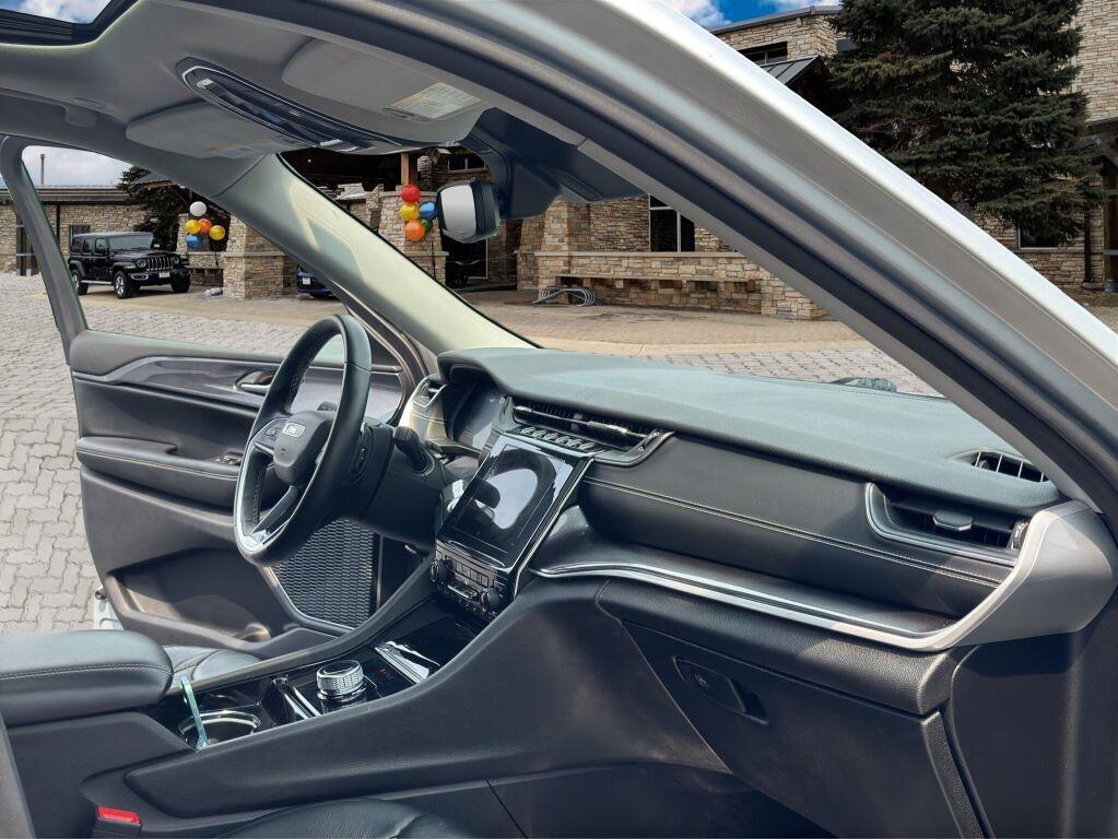 used 2021 Jeep Grand Cherokee L car, priced at $29,991