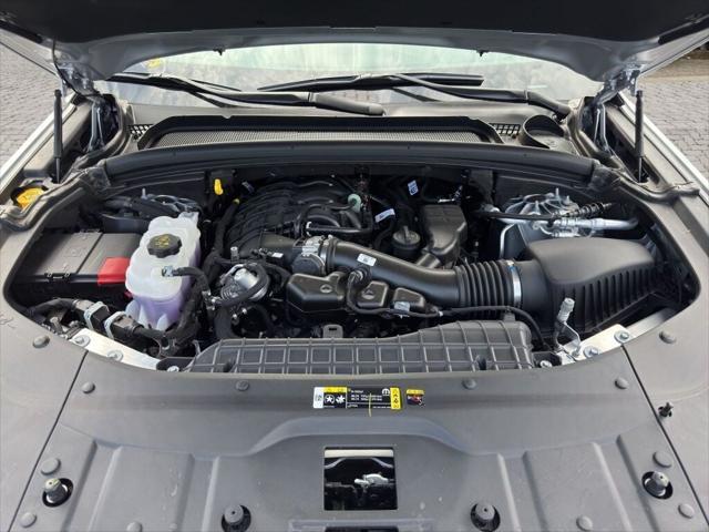 new 2025 Jeep Grand Cherokee car, priced at $44,013