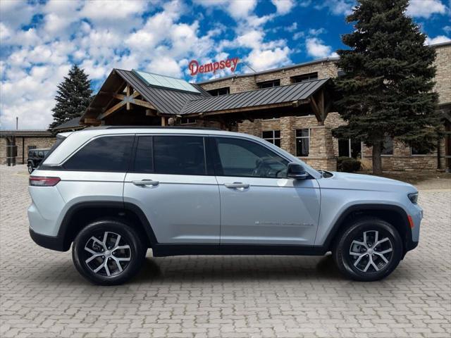 new 2025 Jeep Grand Cherokee car, priced at $44,013