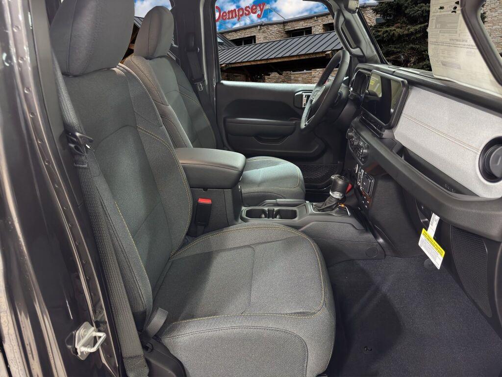 new 2025 Jeep Gladiator car, priced at $50,236