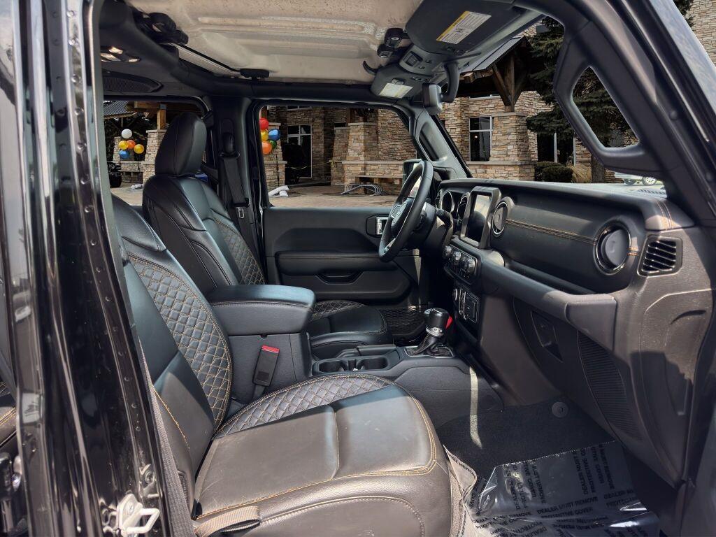 used 2023 Jeep Gladiator car, priced at $34,120