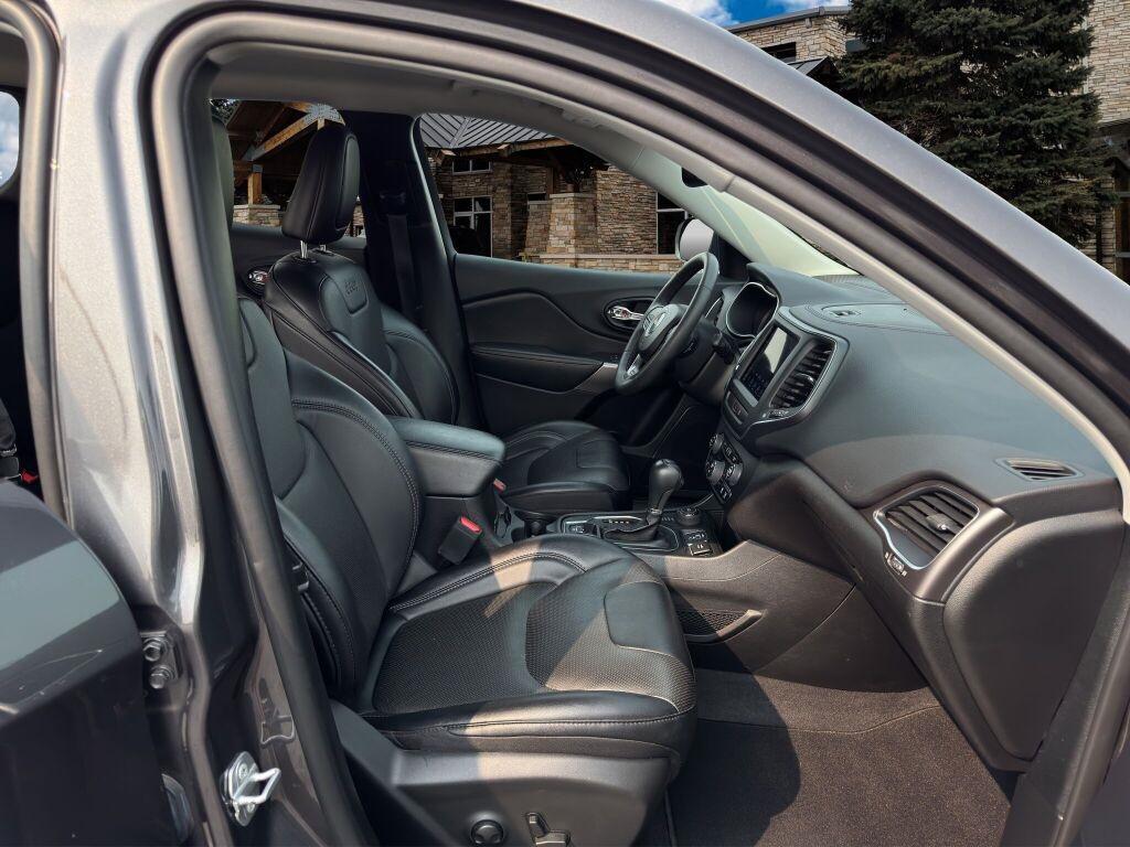 used 2022 Jeep Cherokee car, priced at $23,787
