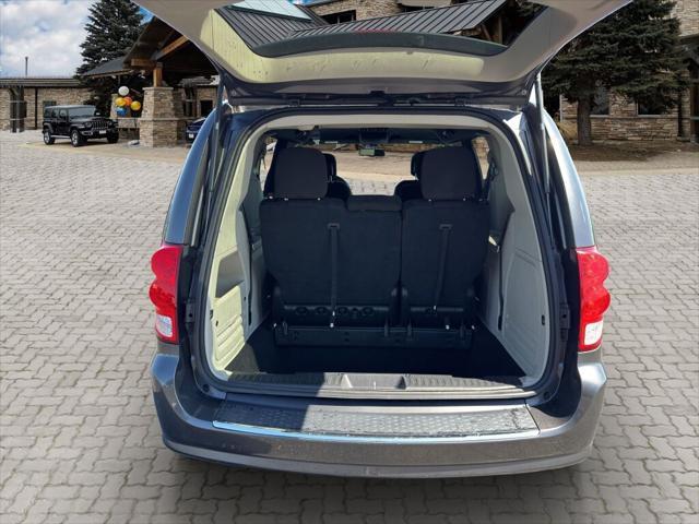 used 2016 Dodge Grand Caravan car