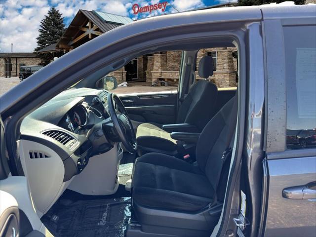 used 2016 Dodge Grand Caravan car