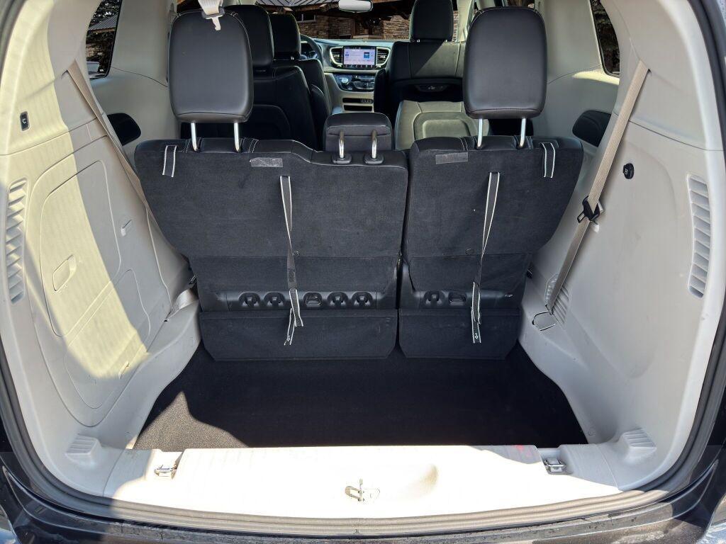 used 2023 Chrysler Pacifica Hybrid car, priced at $27,791