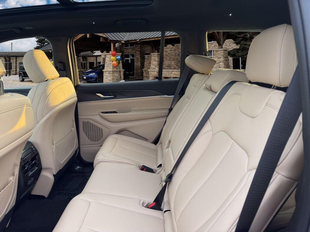 new 2025 Jeep Grand Cherokee L car, priced at $50,588