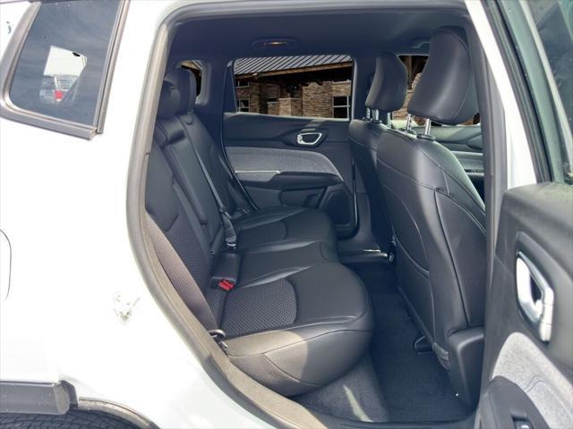 new 2025 Jeep Compass car, priced at $30,165