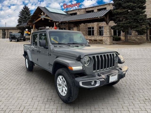 new 2023 Jeep Gladiator car, priced at $44,570