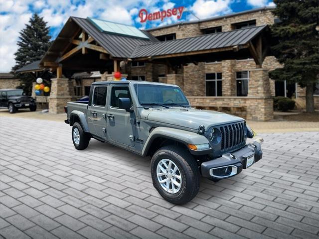 new 2023 Jeep Gladiator car, priced at $46,315