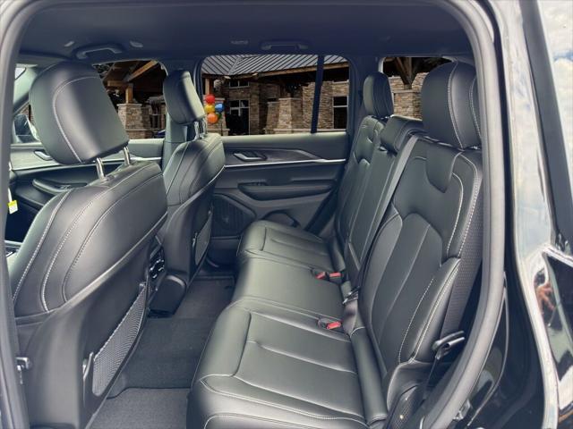 new 2025 Jeep Grand Cherokee car, priced at $48,290