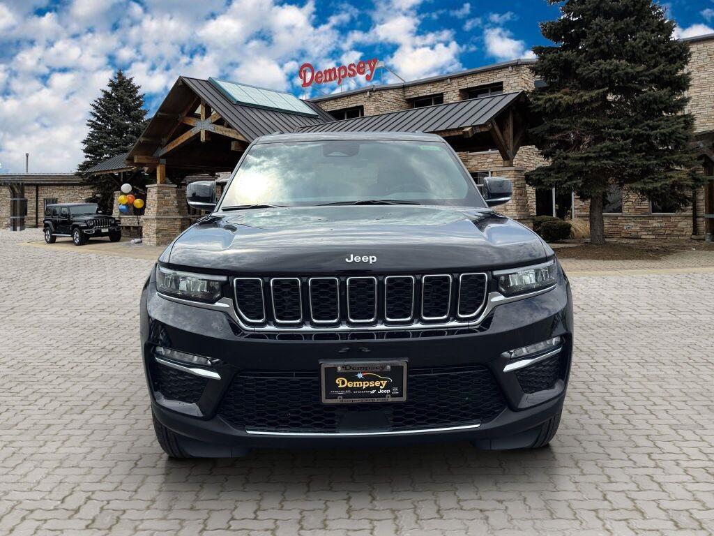 new 2025 Jeep Grand Cherokee car, priced at $43,831