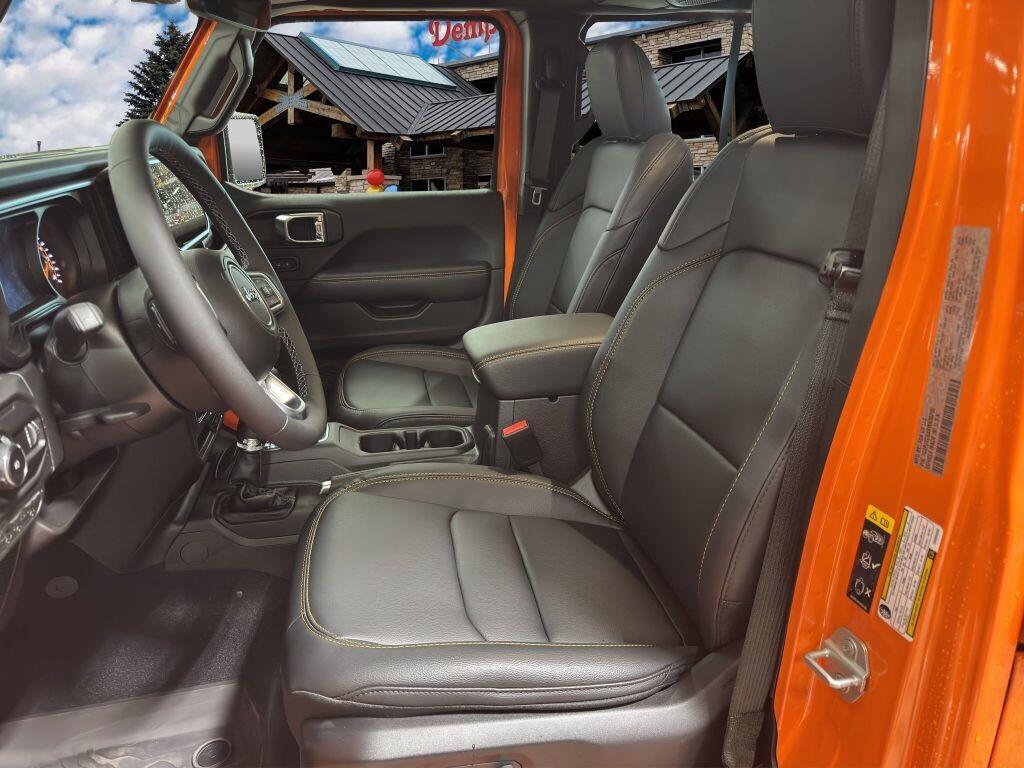 new 2025 Jeep Wrangler car, priced at $59,529