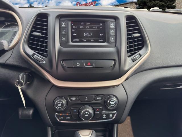 used 2018 Jeep Cherokee car