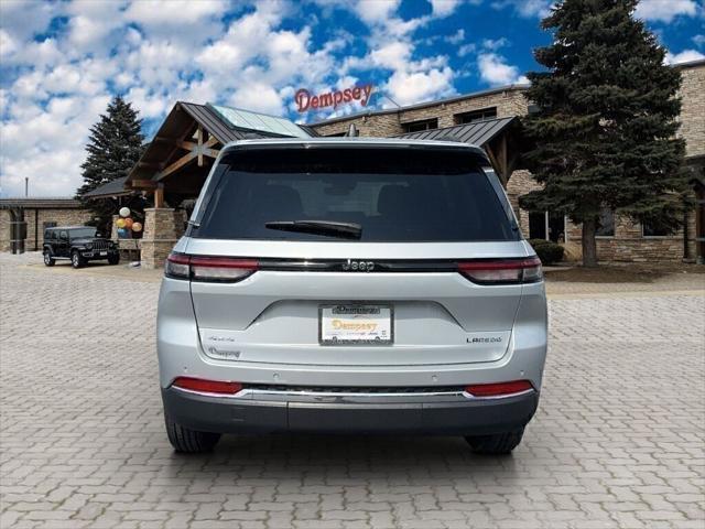 new 2023 Jeep Grand Cherokee car, priced at $39,500