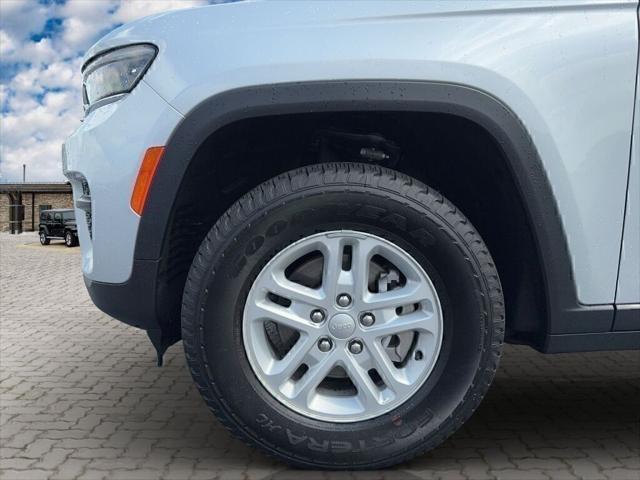 new 2023 Jeep Grand Cherokee car, priced at $39,500