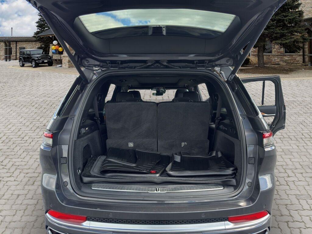 used 2021 Jeep Grand Cherokee L car, priced at $38,281