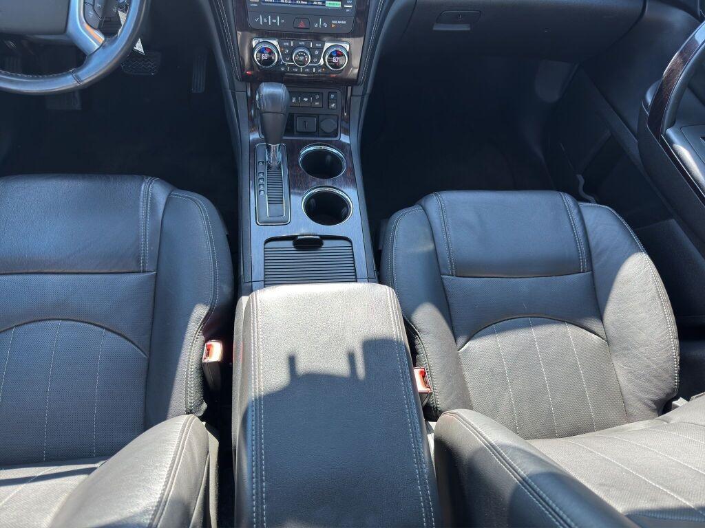 used 2017 Chevrolet Traverse car, priced at $15,991