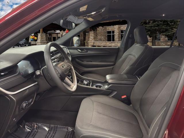 used 2024 Jeep Grand Cherokee car, priced at $31,991