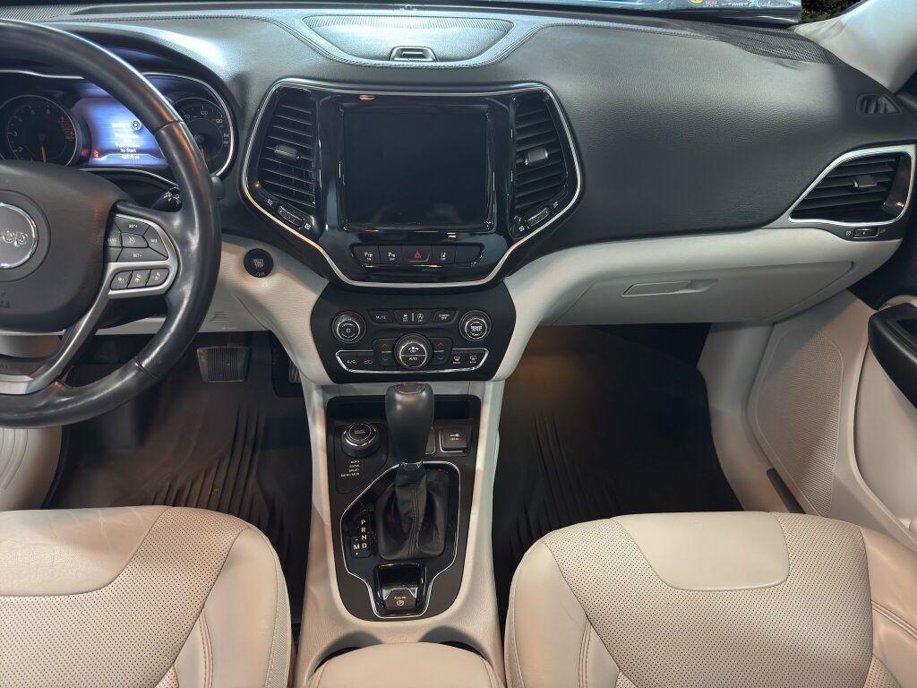 used 2021 Jeep Cherokee car, priced at $20,991