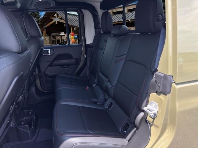 new 2025 Jeep Gladiator car, priced at $56,362