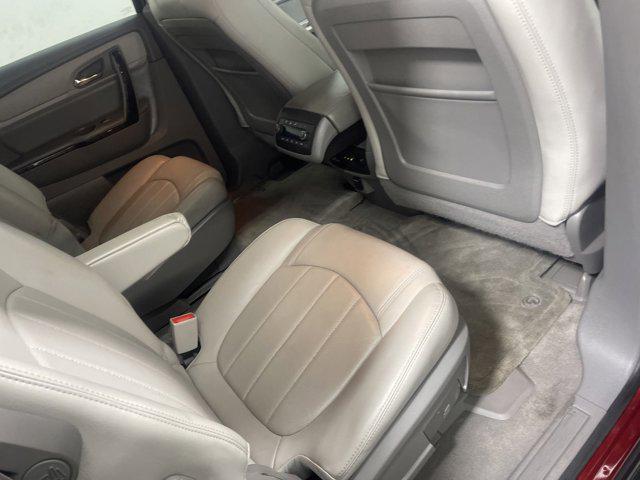 used 2015 Chevrolet Traverse car, priced at $14,444