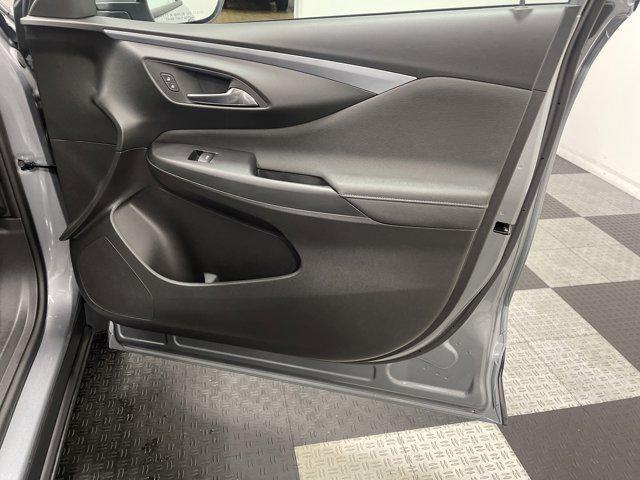 new 2025 Buick Envista car, priced at $27,180