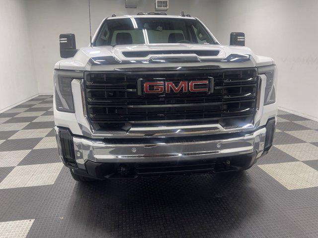 new 2025 GMC Sierra 3500 car, priced at $56,240