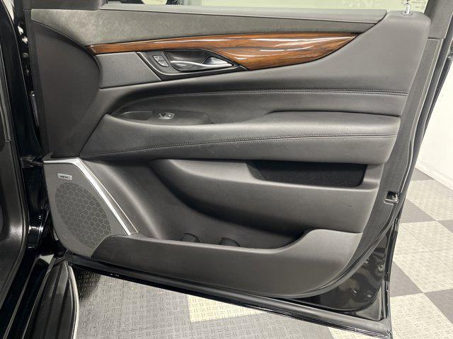 used 2020 Cadillac Escalade car, priced at $44,990