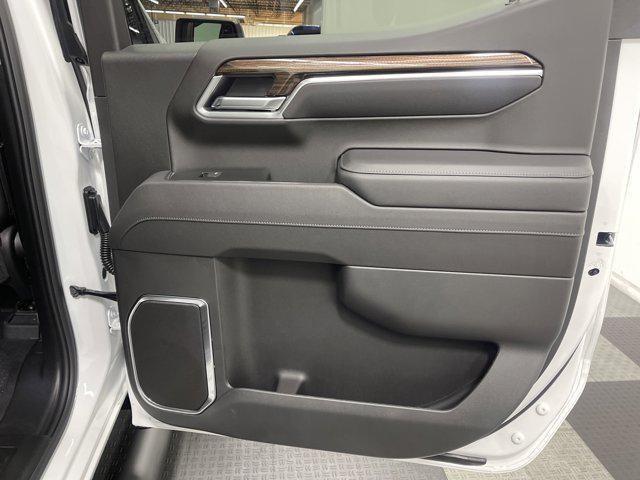 new 2025 Chevrolet Silverado 1500 car, priced at $62,885