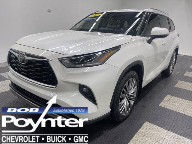 used 2021 Toyota Highlander car, priced at $37,990