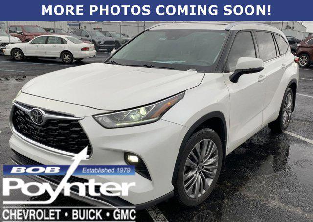 used 2021 Toyota Highlander car, priced at $37,990