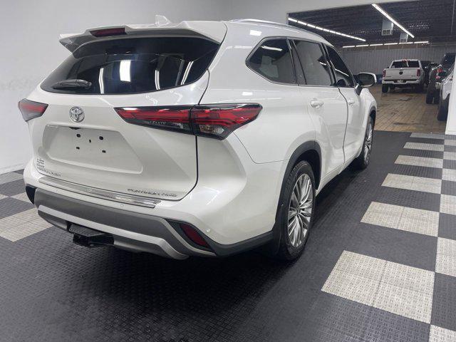 used 2021 Toyota Highlander car, priced at $36,777