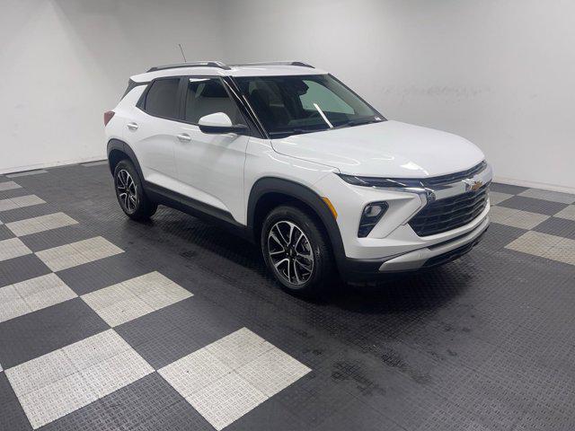 new 2025 Chevrolet TrailBlazer car, priced at $30,270