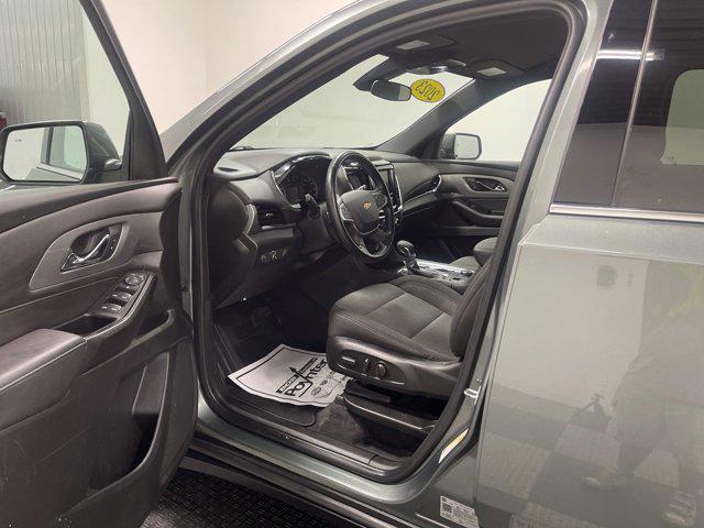 used 2023 Chevrolet Traverse car, priced at $30,990