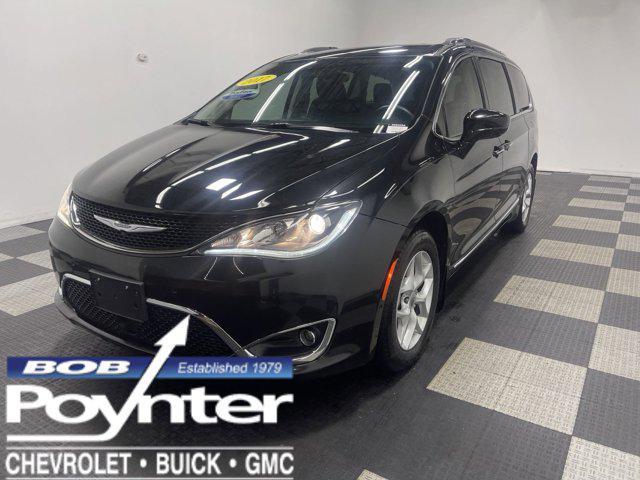 used 2017 Chrysler Pacifica car, priced at $15,888