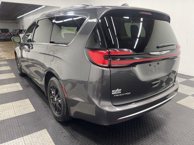 used 2022 Chrysler Pacifica car, priced at $23,222