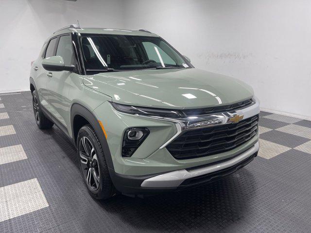 new 2025 Chevrolet TrailBlazer car, priced at $32,815