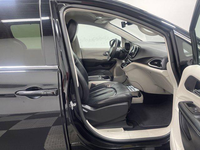 used 2022 Chrysler Pacifica car, priced at $23,444